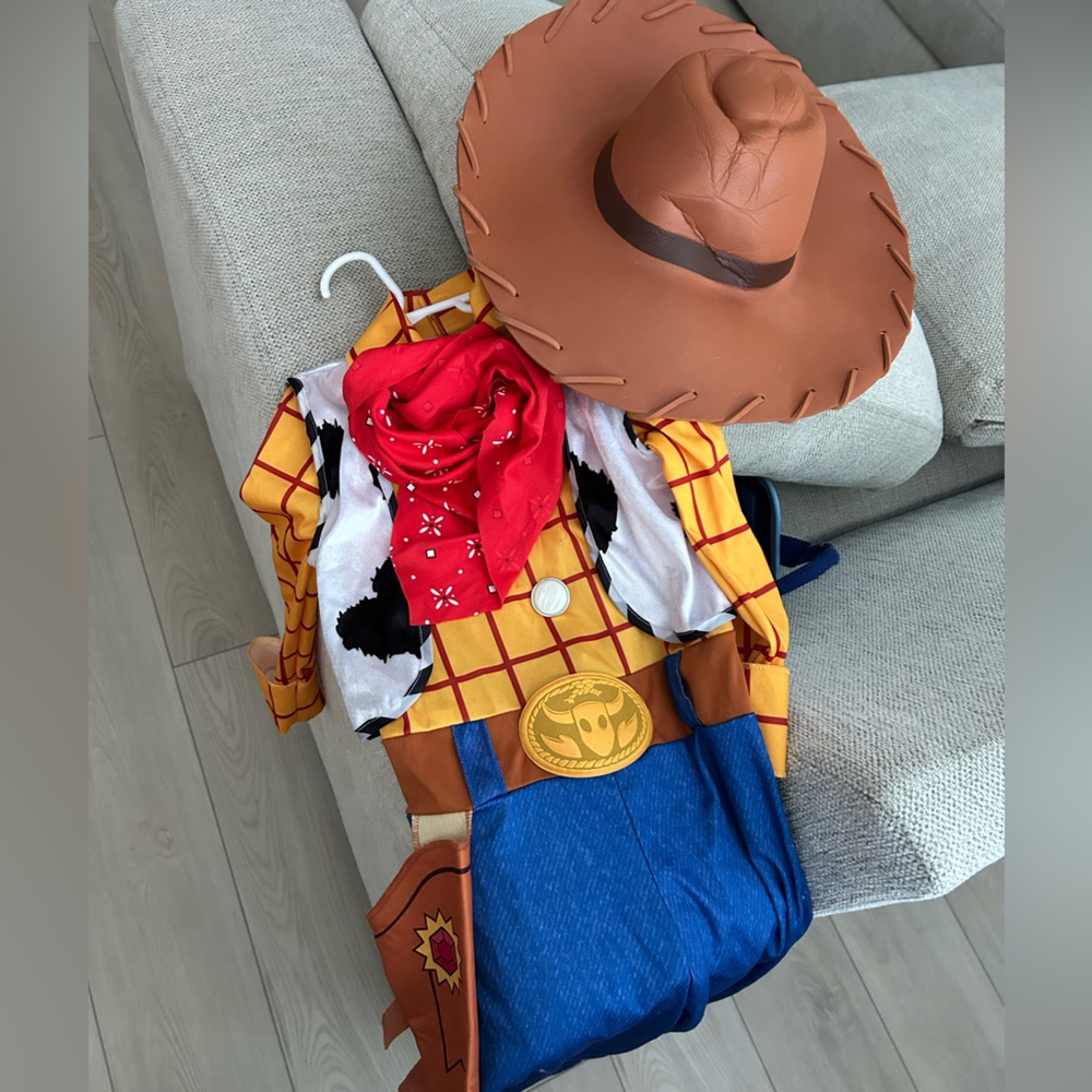 Toy Story woody costume hat bandana 3-4T